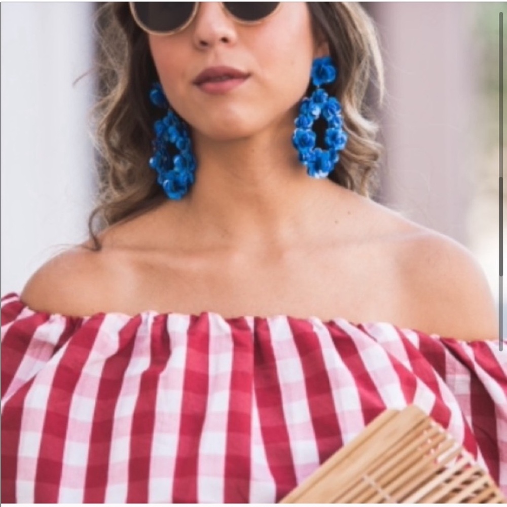🌱 J. Crew Leather backed sequin petal earrings - Picture 5 of 8